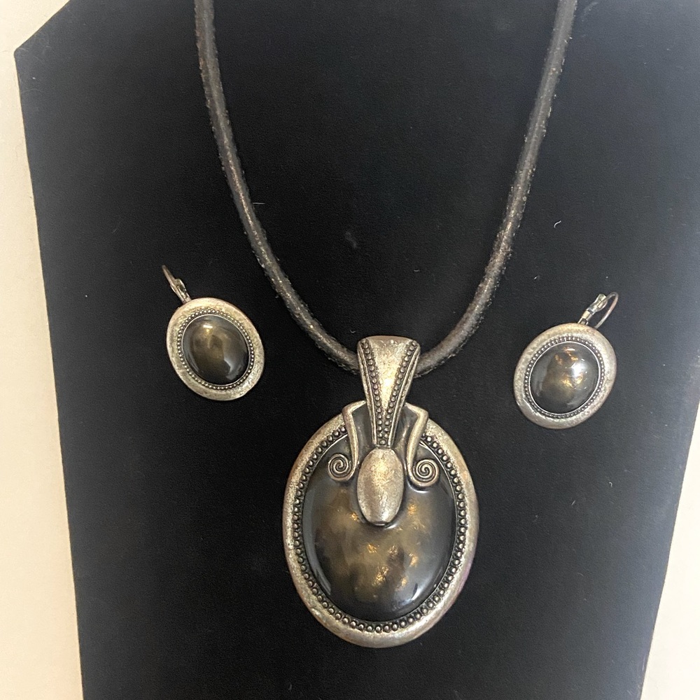 Necklace and Earring Set, 16”-19” Leather Rope 

Estate piece